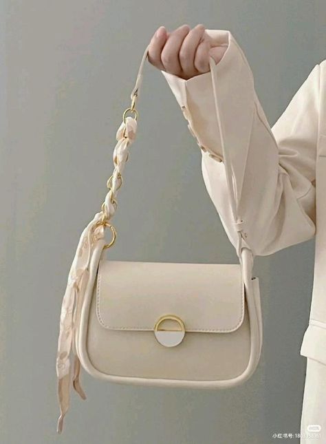 mrie Cream Minimal Shoulder Bag – Elegant Everyday Purse for Women